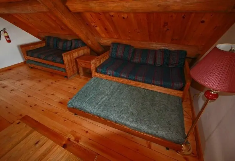 キャビン, Wilderness Tours Rafting Resort