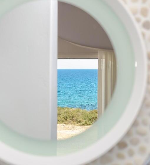 Полулюкс Вид на Море, Cyano Suites