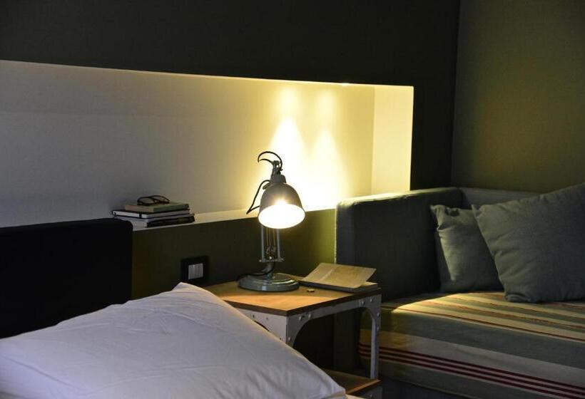 Delüks Üç Kişilik Oda, Palais La Nasse