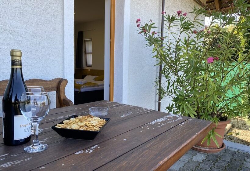 اتاق لوکس سه تخته, Rigótanya Relax & Wellness Panzió Bükfürdő