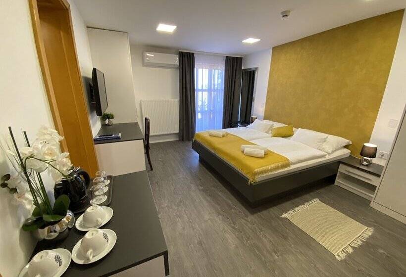 اتاق لوکس سه تخته, Rigótanya Relax & Wellness Panzió Bükfürdő