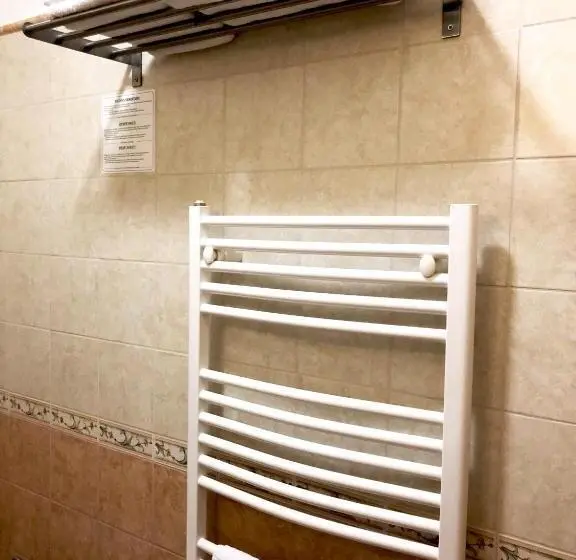 スタンダードトリプルルーム, Rigótanya Relax & Wellness Panzió Bükfürdő