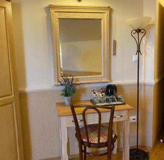 اتاق استاندارد چهار تخته, Rigótanya Relax & Wellness Panzió Bükfürdő