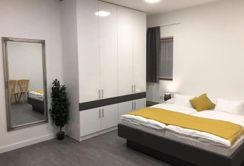 デラックストリプルルーム, Rigótanya Relax & Wellness Panzió Bükfürdő