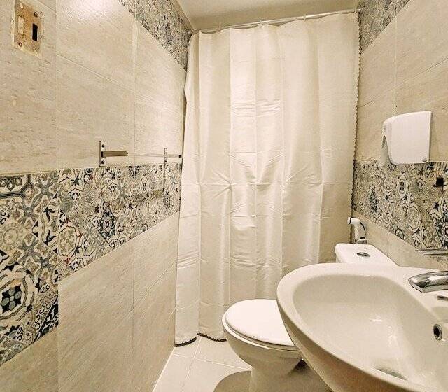 اتاق کلاسیک سه تخته, Sufi House