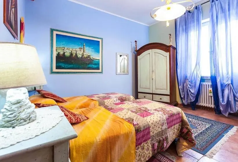 اتاق استاندارد سه نفره, Casa Kita