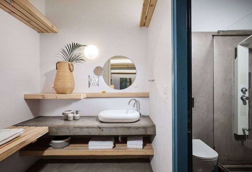 Люкс Мастер Вид на Море, Chrysalis Boutique Adults Only