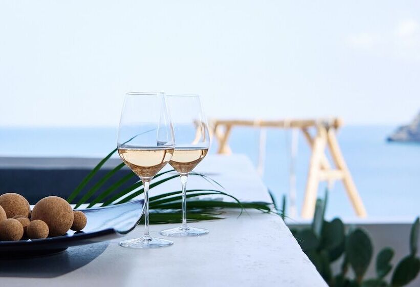 Люкс Мастер Вид на Море, Chrysalis Boutique Adults Only