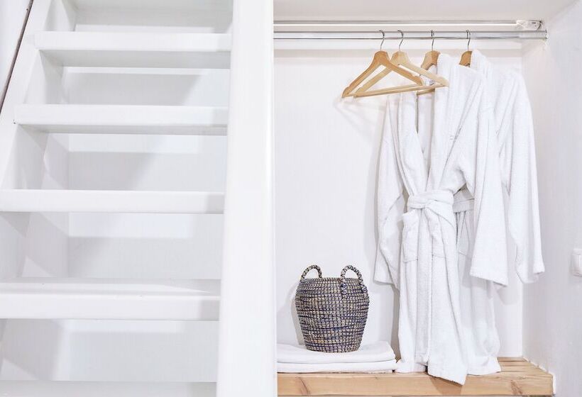 Люкс Классика, Chrysalis Boutique Adults Only