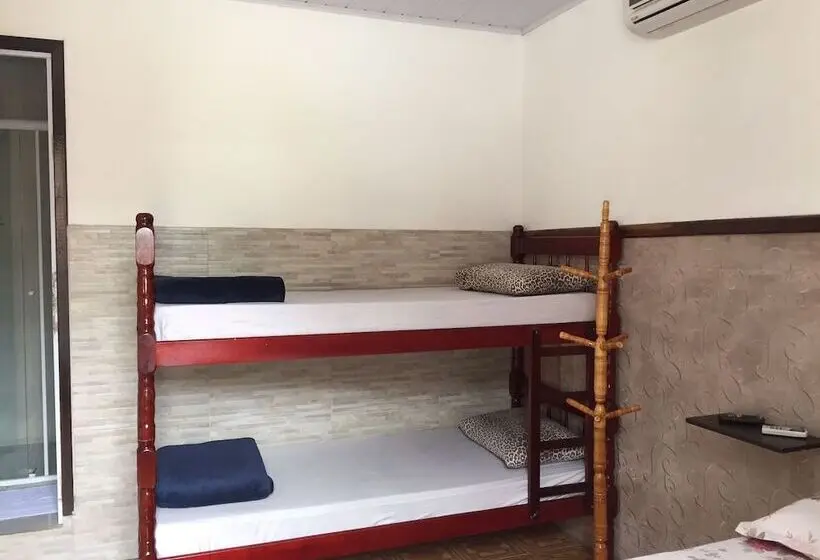 اتاق خانوادگی, Pousada Praia Vermelha