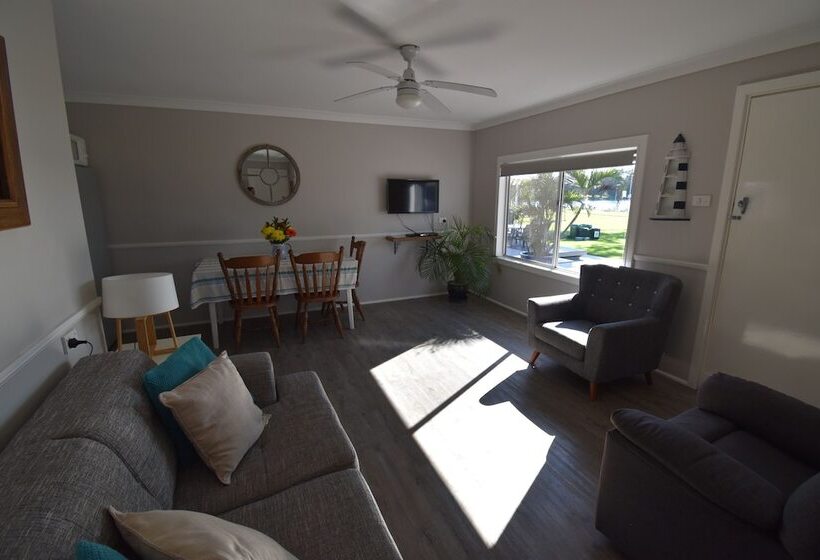 דירת נוחות 2 חדרים, Laguna Lodge Holiday Units