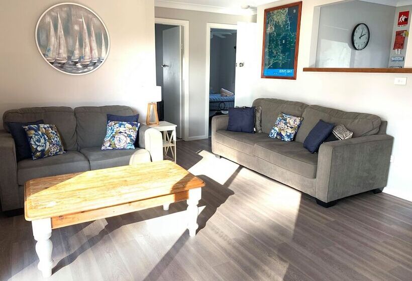 Апартаменты Comfort 2 Спальни, Laguna Lodge Holiday Units