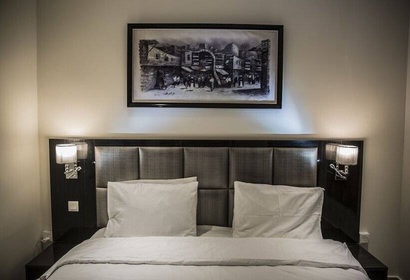 سوئیت 2 خوابه, Naylover Hotel Suites