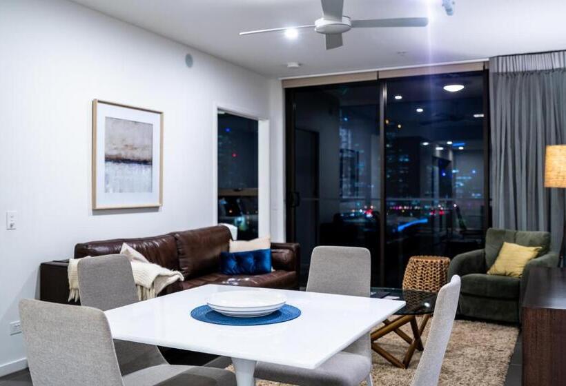 آپارتمان مدیریتی 2 خوابه, Opera Apartments South Brisbane