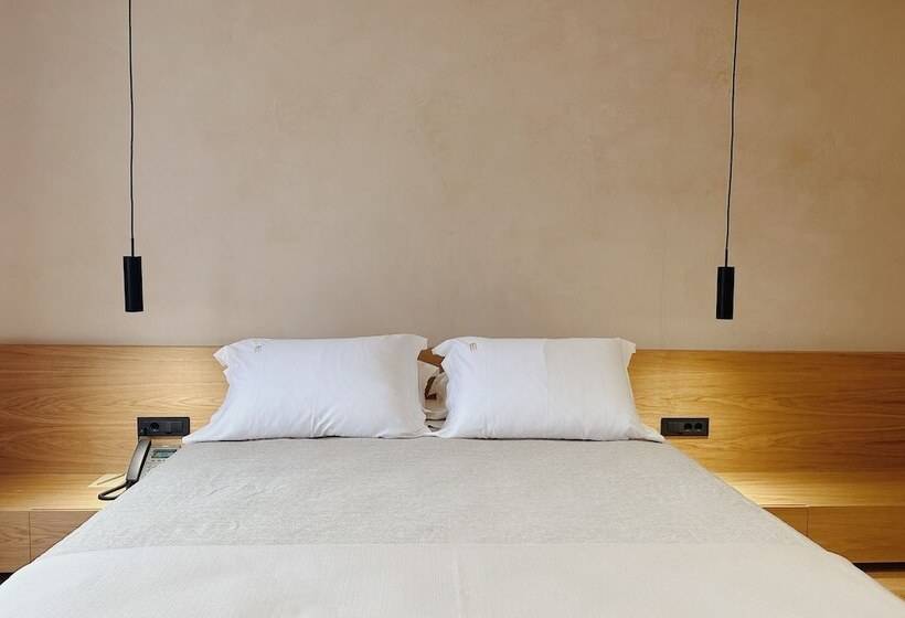 スイート, Monastery Estate Venetian Harbor