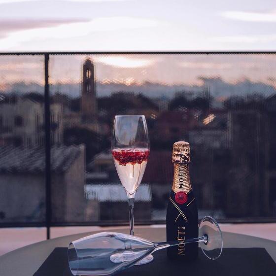 ペントハウススイート, Monastery Estate Venetian Harbor