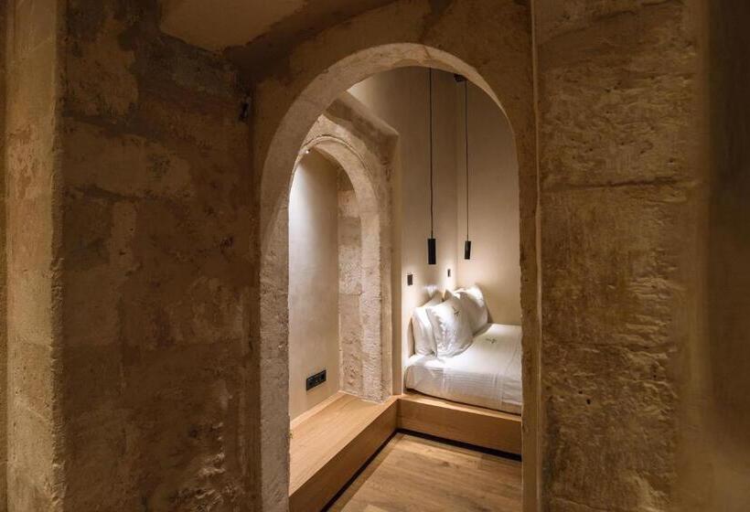 スイート, Monastery Estate Venetian Harbor