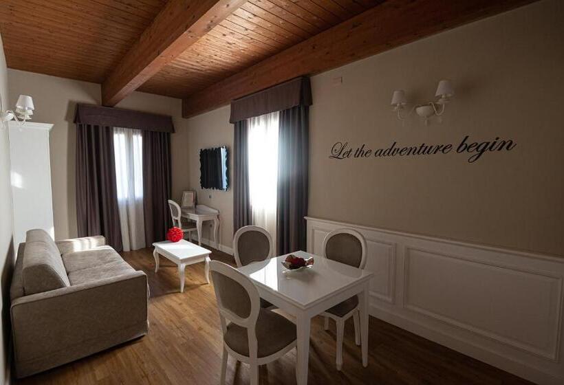 جناح جونيور, Suites & Apartments Liola