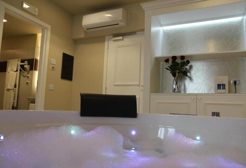 جناح, Suites & Apartments Liola