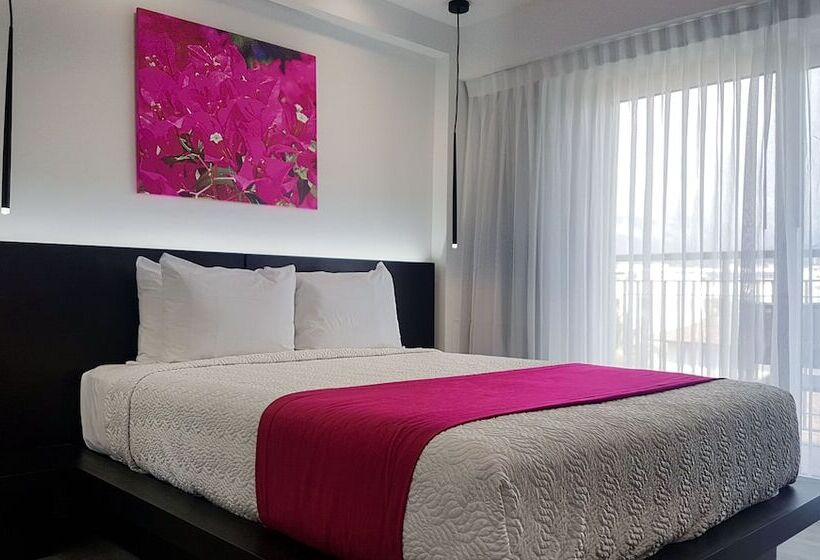 سوئیت پنت هاوس, R Hotel Kingston