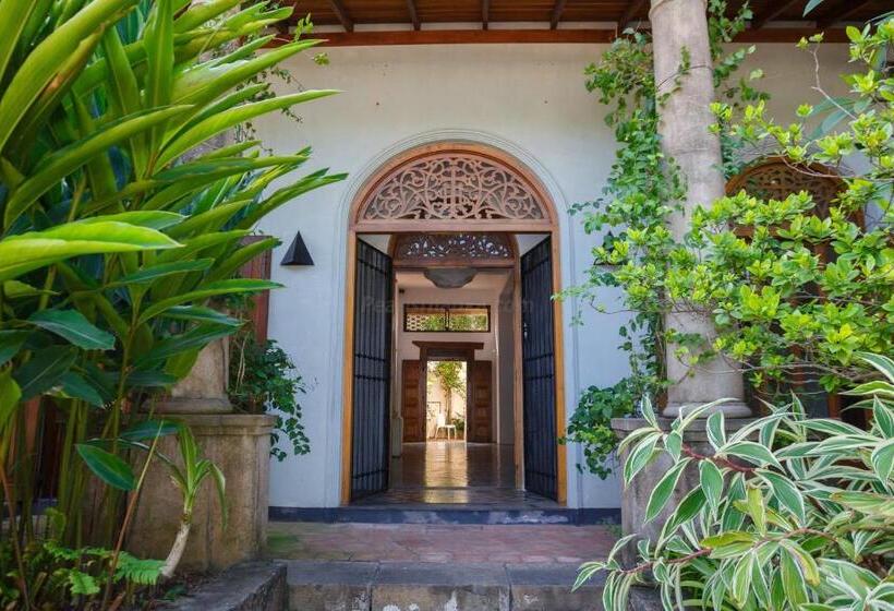 スリーベッドルーム　ヴィラ, Villa Aurora, Galle Fort