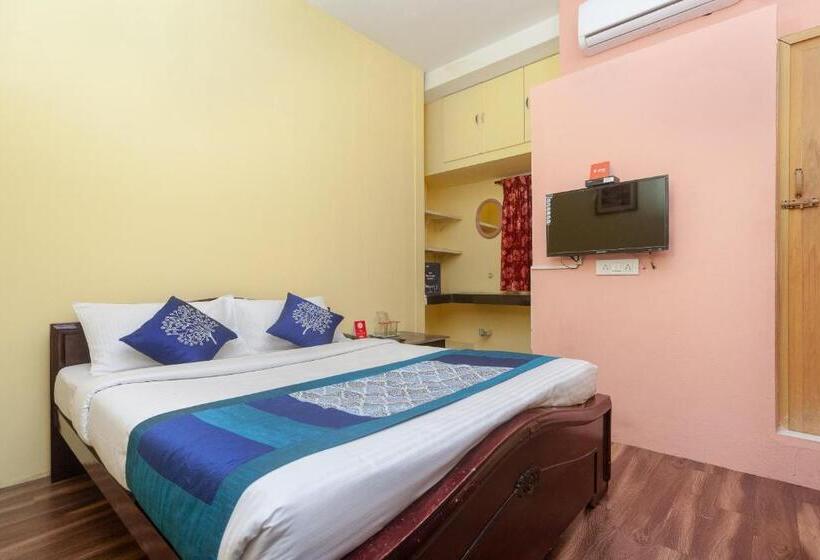 Quarto Triplo Clássico, B Square Homes By Oyo Rooms