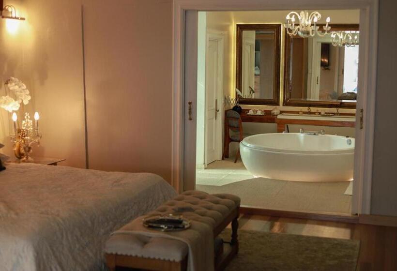 سوییت با استخر, Mansion Papilio