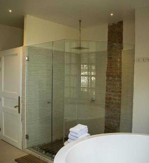 اتاق استاندارد با تخت بزرگ, Mansion Papilio