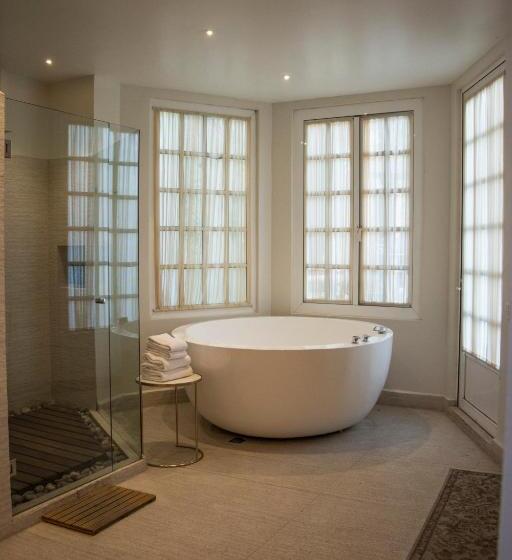 اتاق استاندارد با تخت بزرگ, Mansion Papilio