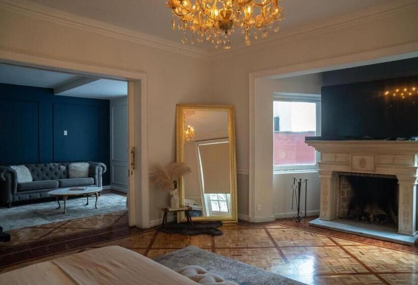 سوئیت با بالکن, Mansion Papilio