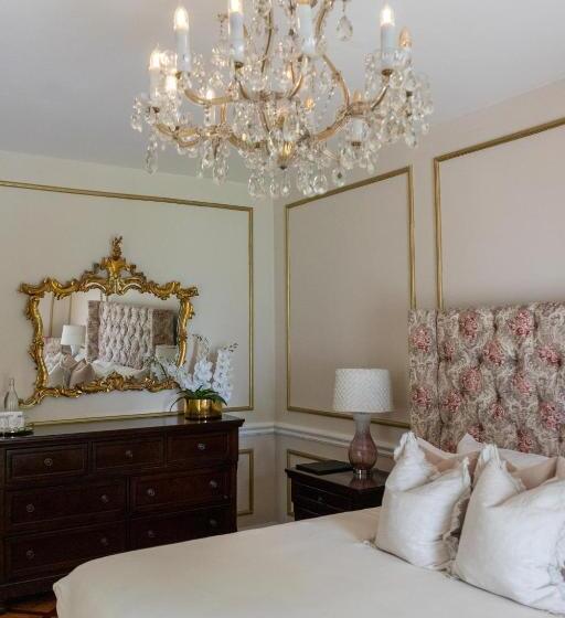 سوییت لوکس, Mansion Papilio