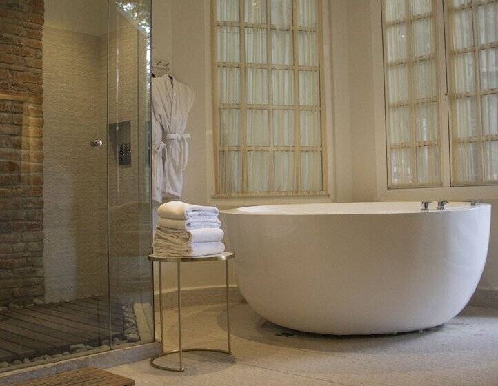 سوییت, Mansion Papilio