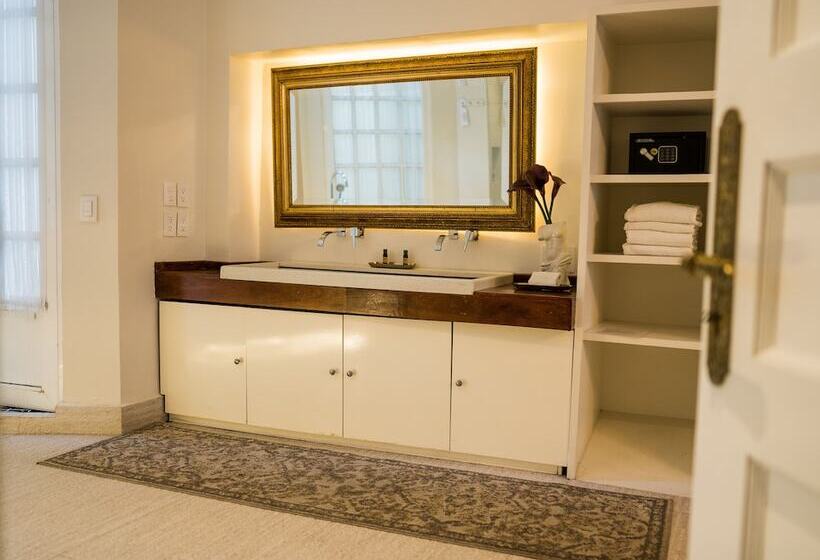 سوییت, Mansion Papilio