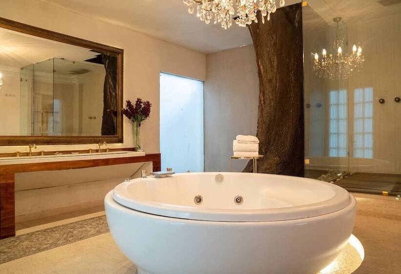 سوییت, Mansion Papilio