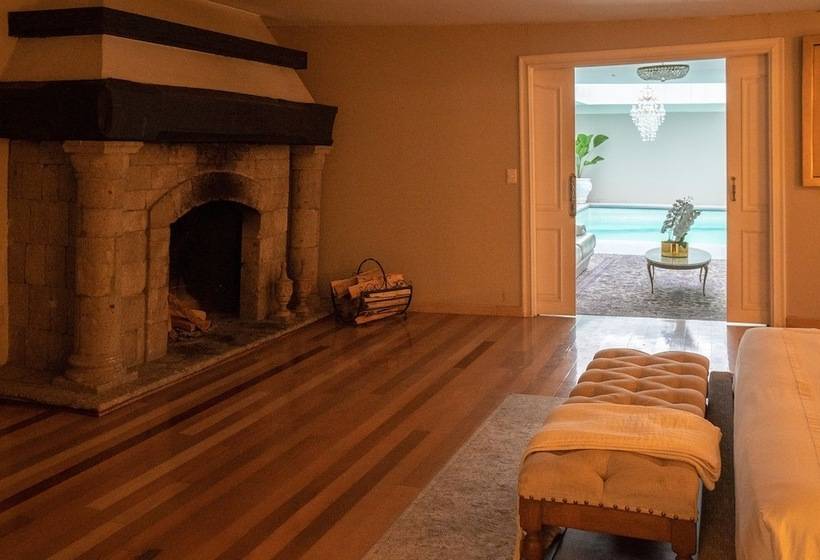 سوییت, Mansion Papilio