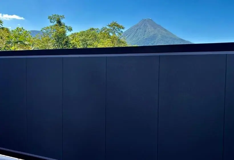 スーペリアールーム, Arenal Monara