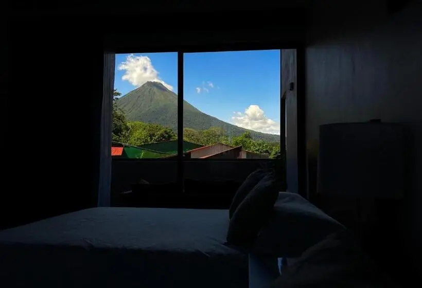 スーペリアールーム, Arenal Monara