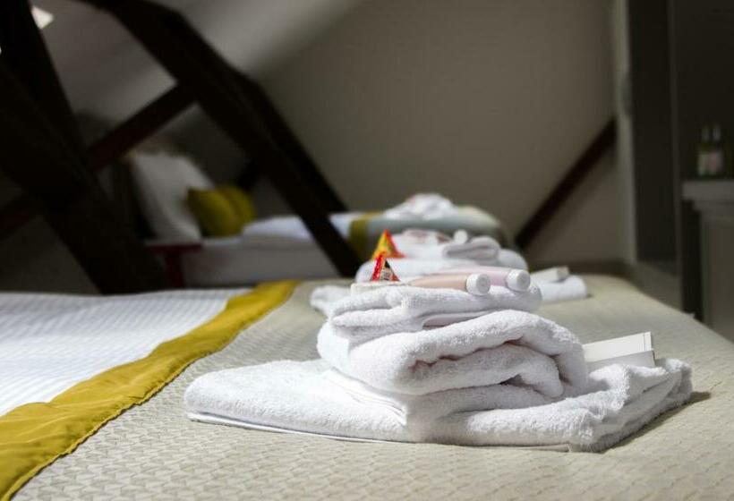 غرفة كلاسيكية رباعية, Kocour