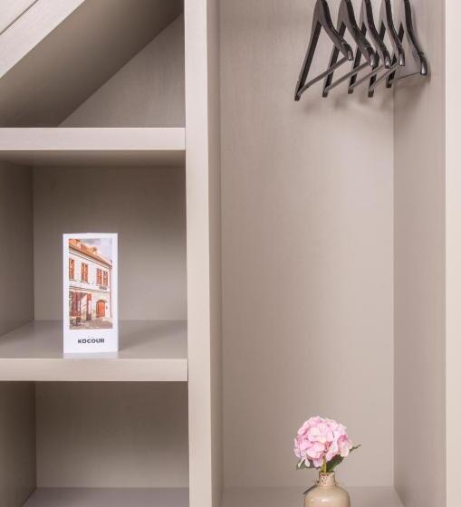 غرفة قياسية, Kocour