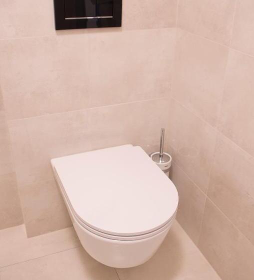 スタンダードルーム, Kocour