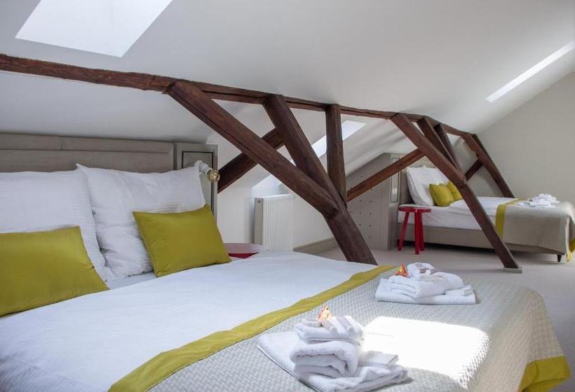 غرفة كلاسيكية رباعية, Kocour