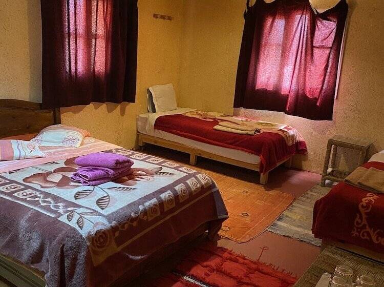 غرفة عائلية, La Baraka Auberge