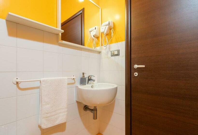 Habitació Deluxe, Thanit Rooms