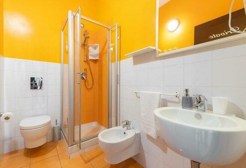 Habitació Deluxe, Thanit Rooms