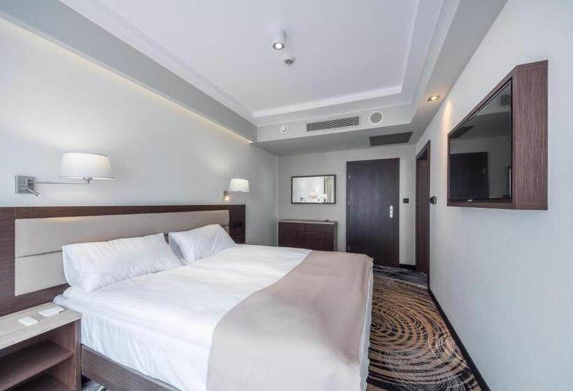 آپارتمان 1 خوابه, Ambasador Premium