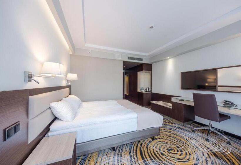 اتاق استاندارد با بالکن, Ambasador Premium