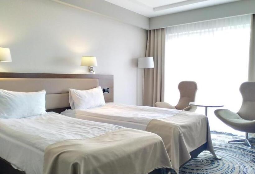 اتاق استاندارد, Ambasador Premium