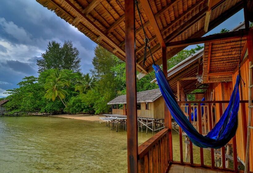 Одноместный Номер Стандарт Двуспальная Кровать, Hamueco Dive Resort Raja Ampat