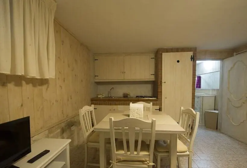 اتاق استاندارد چهار تخته, La Cutizza B&b
