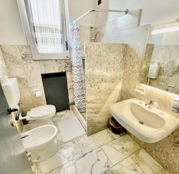 四人标准间, Bovisa House B&b Private Rooms